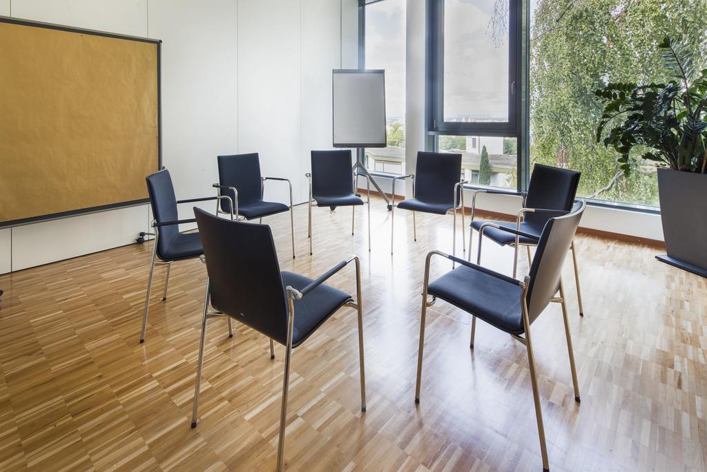 Caritas Tagungszentrum Friburgo em Brisgóvia Exterior foto
